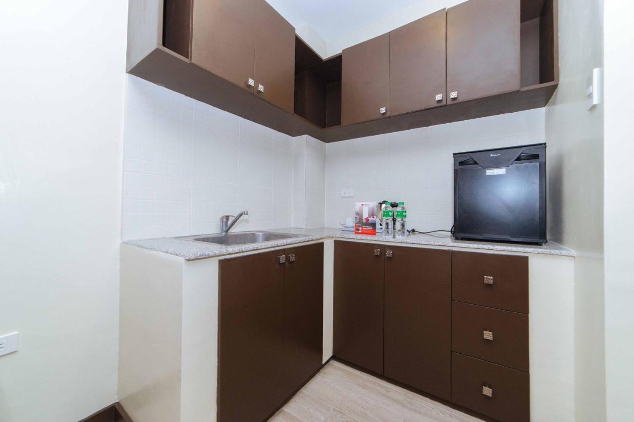 Reddoorz Premium @ Sta Rosa Tagaytay Road Ξενοδοχείο Silang Εξωτερικό φωτογραφία