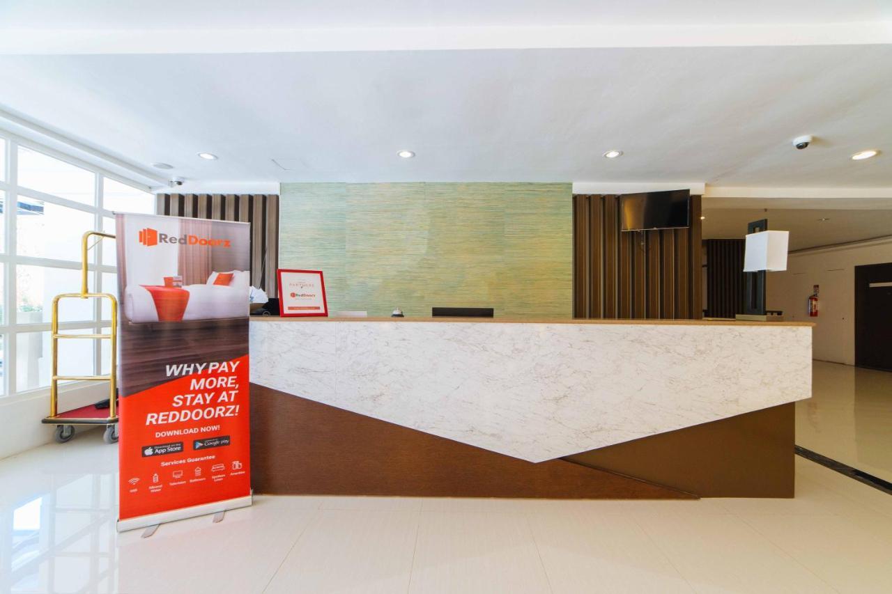Reddoorz Premium @ Sta Rosa Tagaytay Road Ξενοδοχείο Silang Εξωτερικό φωτογραφία