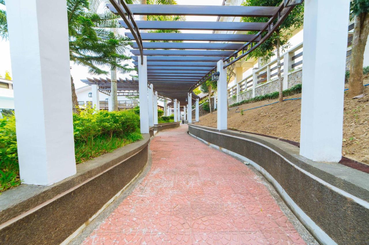 Reddoorz Premium @ Sta Rosa Tagaytay Road Ξενοδοχείο Silang Εξωτερικό φωτογραφία