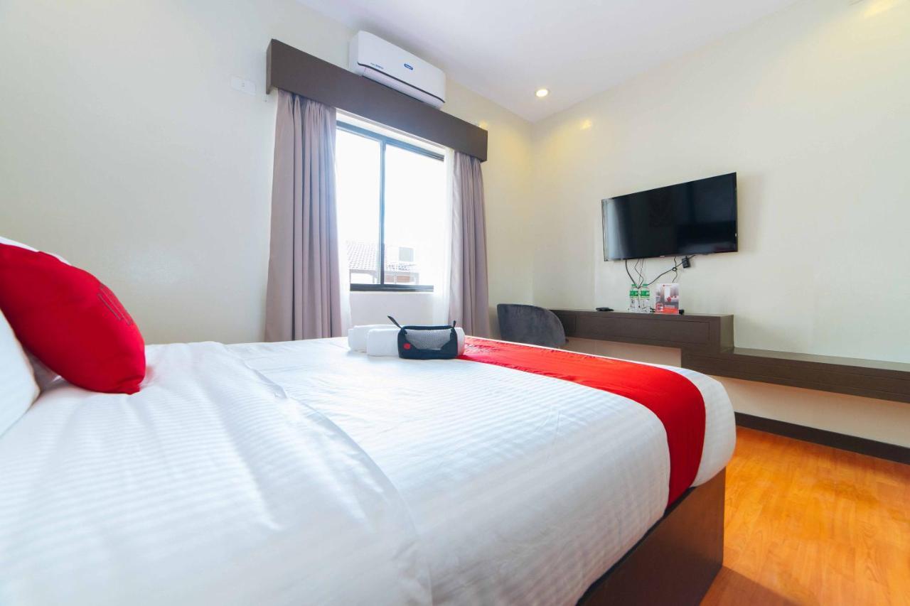 Reddoorz Premium @ Sta Rosa Tagaytay Road Ξενοδοχείο Silang Εξωτερικό φωτογραφία