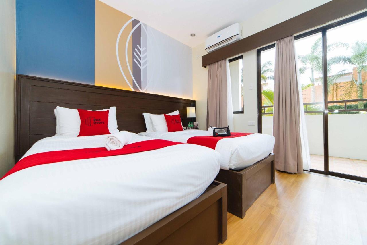 Reddoorz Premium @ Sta Rosa Tagaytay Road Ξενοδοχείο Silang Εξωτερικό φωτογραφία