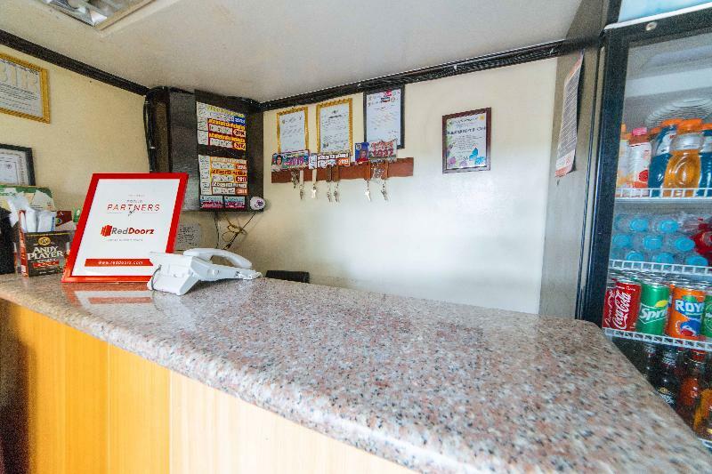 Reddoorz Premium @ Sta Rosa Tagaytay Road Ξενοδοχείο Silang Εξωτερικό φωτογραφία