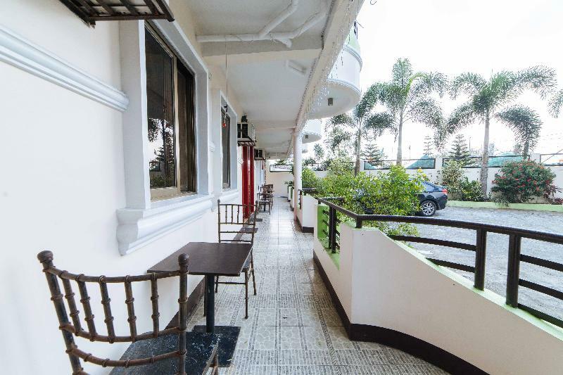 Reddoorz Premium @ Sta Rosa Tagaytay Road Ξενοδοχείο Silang Εξωτερικό φωτογραφία